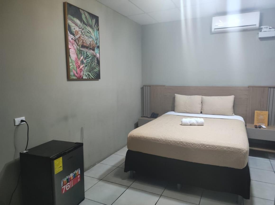 Kartagus Hotel San Salvador Dış mekan fotoğraf